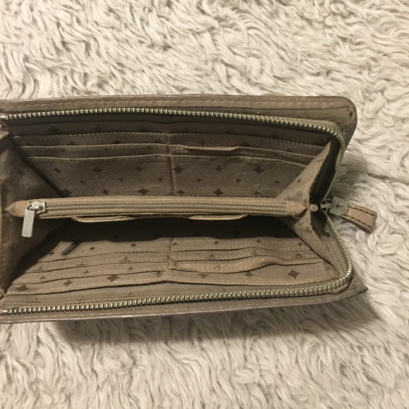 Fossil Maddox Signature Wallet - Picture 5 of 8